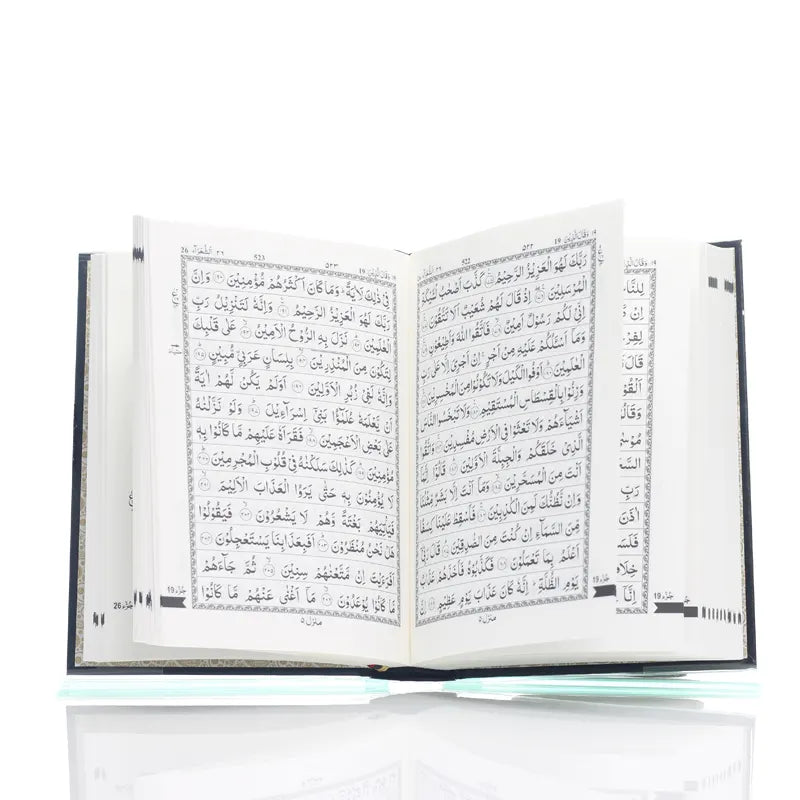 Medium Black Indo Pak Quran 23SA