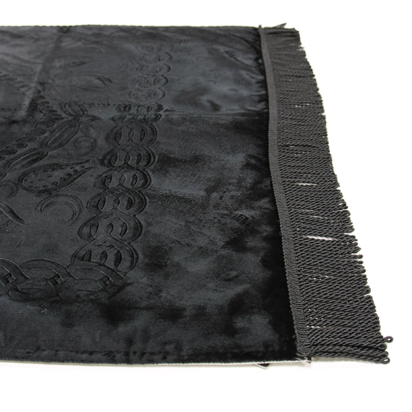 Black Muslim prayer rug