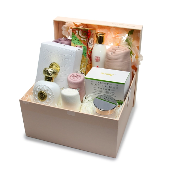 Ladies Pamper Gift Hamper Online